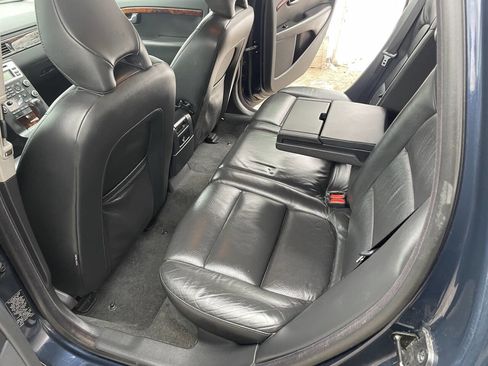 Used 2010 Volvo V70 image 15