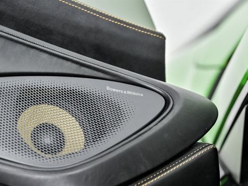 Used 2018 McLaren 570S Spider image 25