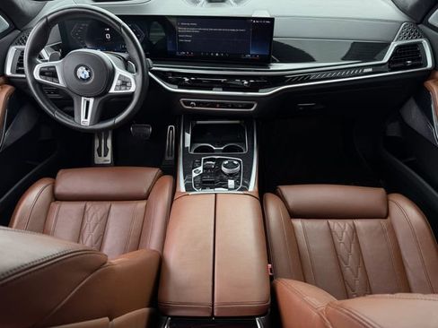 Used 2024 BMW X7 M60i w/ Executive Package AWD/4WD image 11
