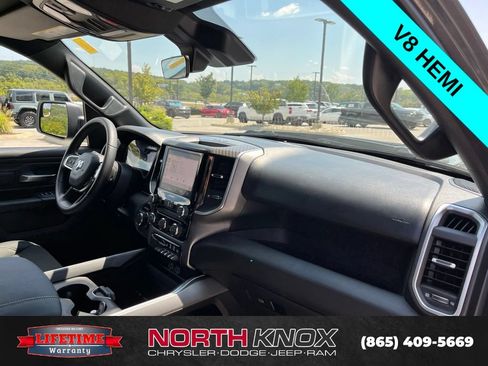 New 2026 RAM 1500 Express AWD/4WD image 28