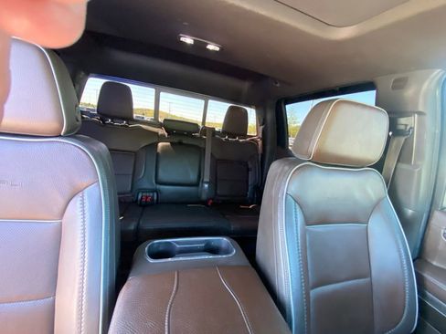 Used 2024 GMC Sierra 1500 Denali AWD/4WD image 29