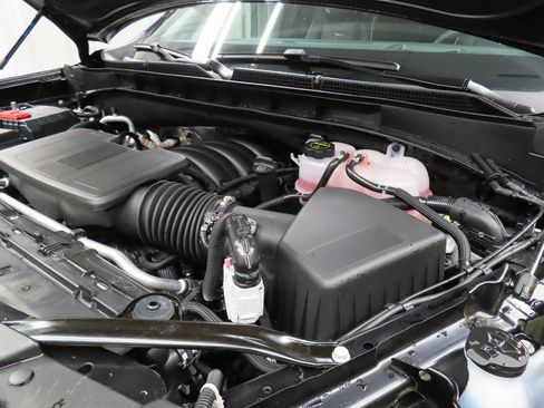 Used 2026 Cadillac Escalade Platinum Sport w/ LPO, Floor Liner Package image 27