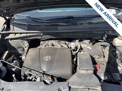 Used 2019 Toyota Highlander XLE image 30