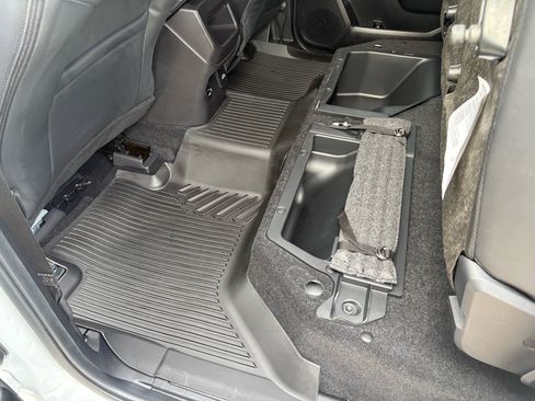 Used 2025 Ford Ranger Raptor image 38