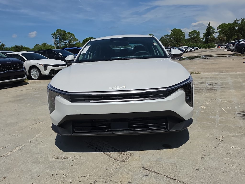 New 2026 Kia K4 FWD image 3