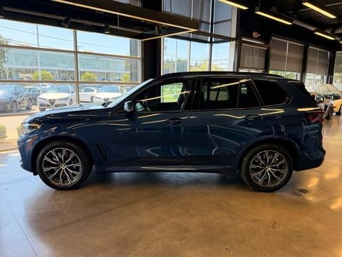 Used 2022 BMW X5 M50i w/ Climate Comfort Package AWD/4WD image 3