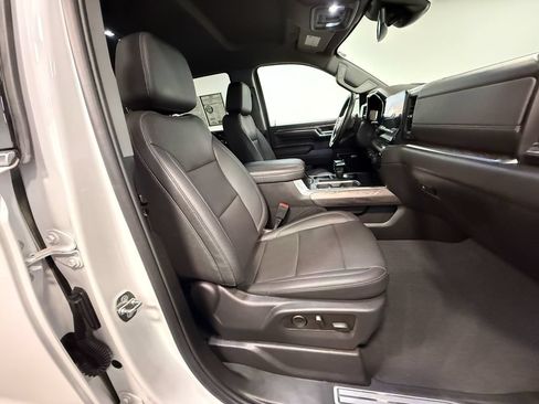 Used 2024 Chevrolet Silverado 1500 LTZ AWD/4WD image 13