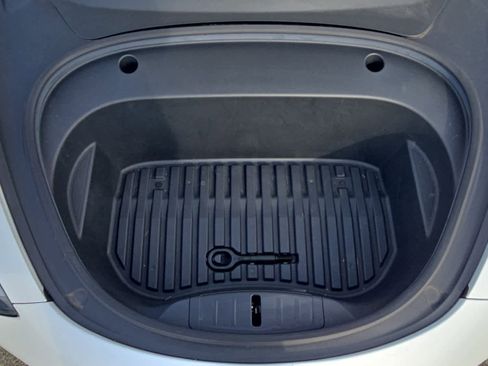 Used 2021 Tesla Model 3 Long Range image 16