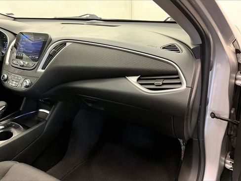 Used 2022 Chevrolet Malibu LT image 15