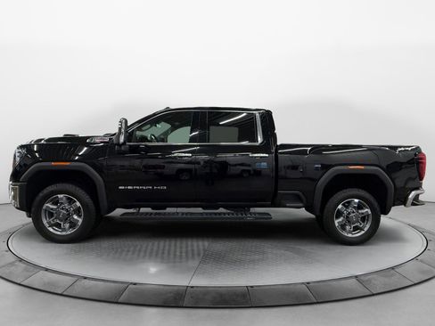 Used 2025 GMC Sierra 2500 SLT w/ SLT Convenience Package AWD/4WD image 3