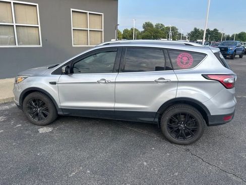 Used 2018 Ford Escape Titanium AWD/4WD image 12