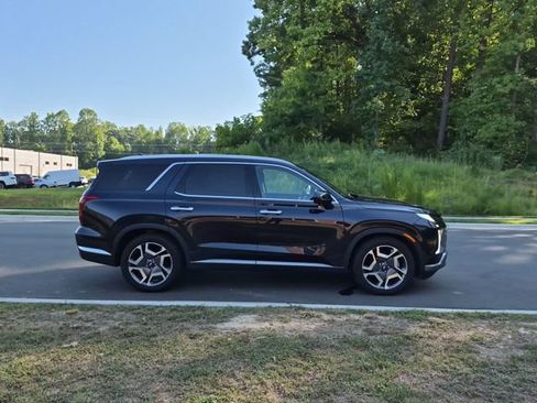 Used 2023 Hyundai Palisade Limited AWD/4WD image 6