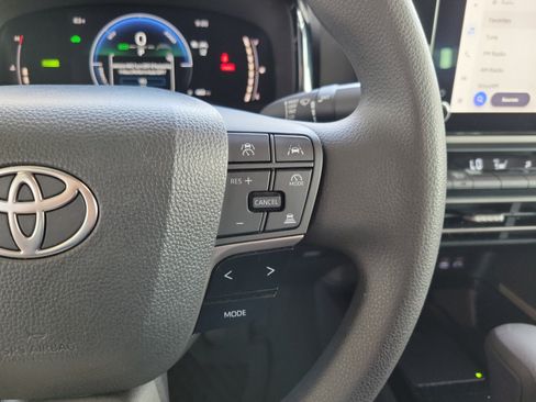 Used 2026 Toyota Camry LE FWD image 14