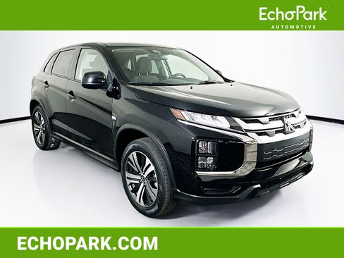 Used 2023 Mitsubishi Outlander Sport ES image 1