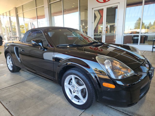 Used 2000 Toyota MR2 RWD image 4