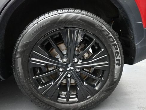 Used 2019 Mitsubishi Eclipse Cross LE image 15