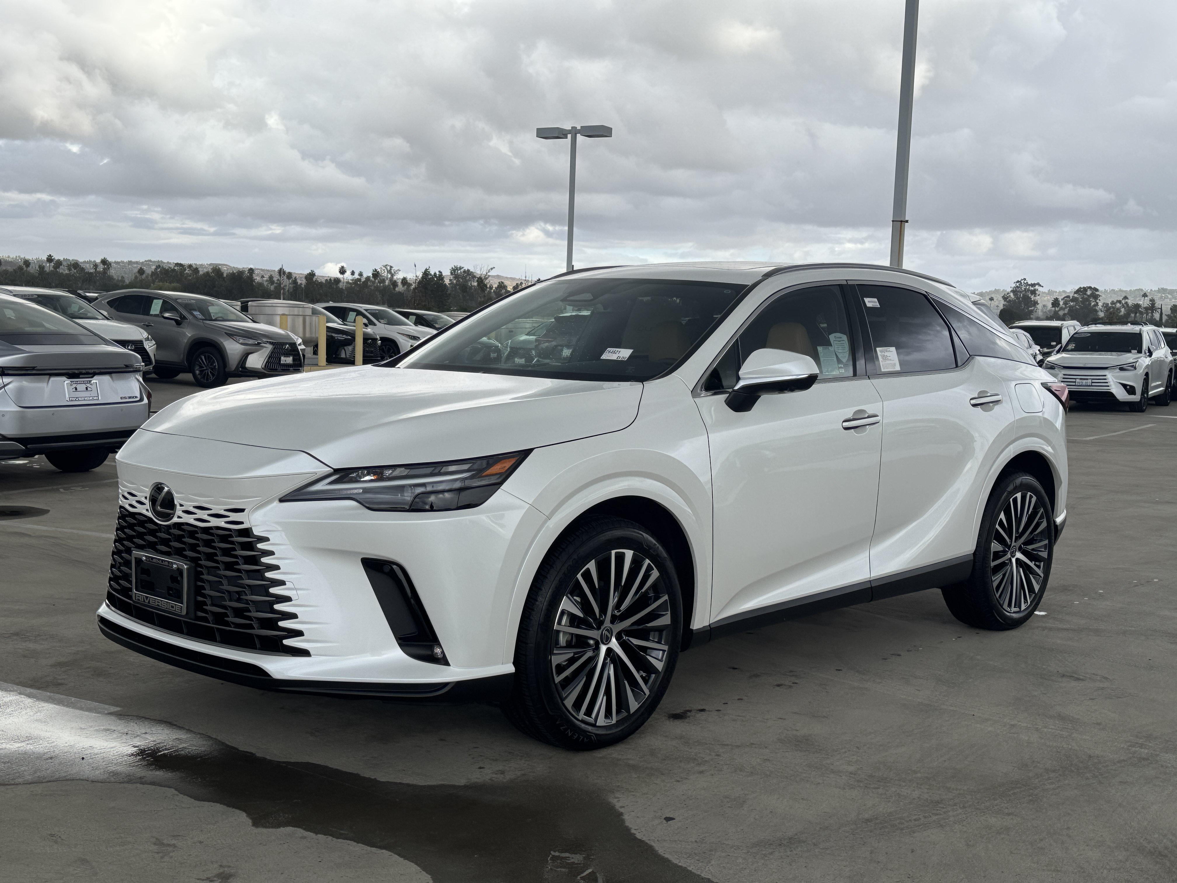 New 2026 Lexus RX 350 FWD image 4