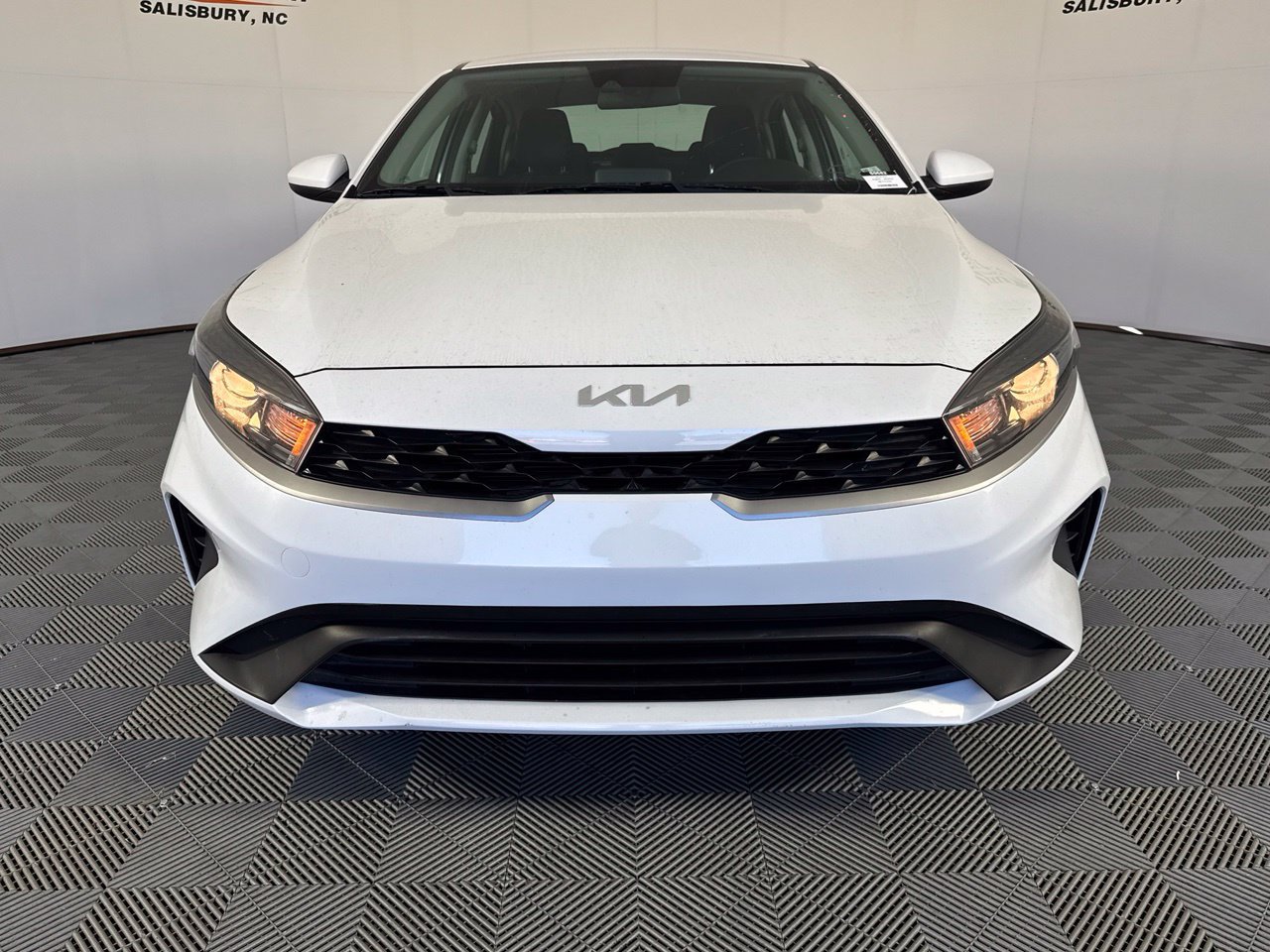 Used 2024 Kia Forte LXS FWD image 5