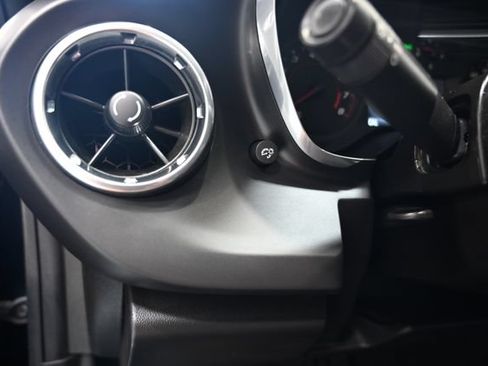 Used 2016 Chevrolet Camaro LT RWD image 28