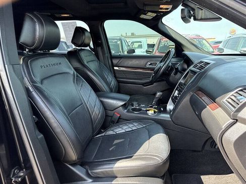 Used 2017 Ford Explorer Platinum AWD/4WD image 22
