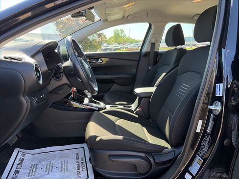 Used 2019 Kia Forte S FWD image 38