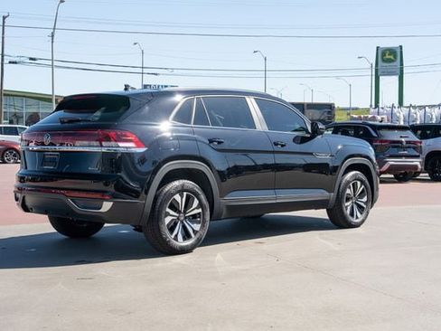 New 2026 Volkswagen Atlas Cross Sport SE AWD/4WD image 6
