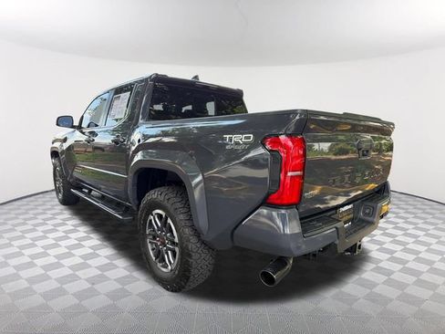 Used 2024 Toyota Tacoma TRD Sport w/ TRD Sport Upgrade Package RWD image 7