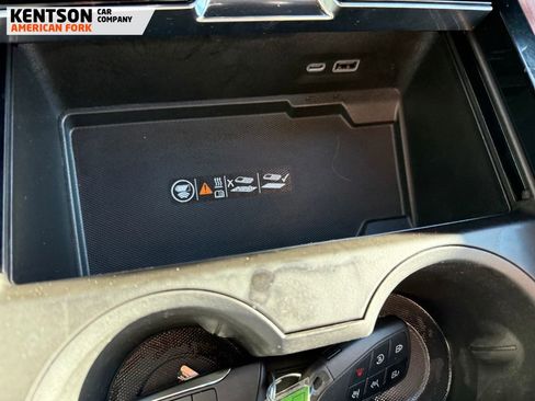 Used 2025 GMC Yukon XL Denali w/ LPO, Floor Liner Package image 28