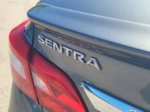 Used 2019 Nissan Sentra S w/ Appearance Package image 13