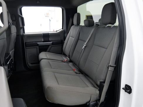 Used 2020 Ford F150 XLT w/ Heavy-Duty Payload Package AWD/4WD image 19