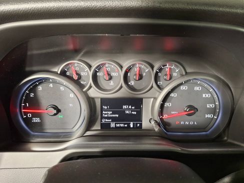 Used 2022 Chevrolet Silverado 2500 Custom w/ Custom Convenience Package image 15