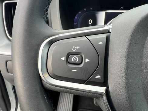 Certified 2023 Volvo XC60 B5 Core w/ Climate Package image 27