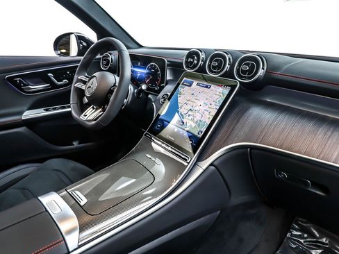 New 2026 Mercedes-Benz GLC 43 AMG 4MATIC image 5