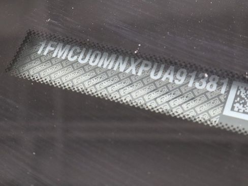 Certified 2023 Ford Escape ST-Line w/ Tech Pack #1 image 34