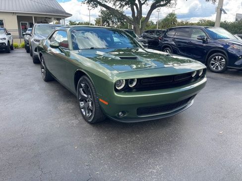 Used 2020 Dodge Challenger SXT w/ Blacktop Package RWD image 6