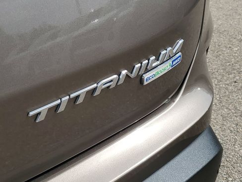 Used 2019 Ford Edge Titanium w/ Equipment Group 301A image 41