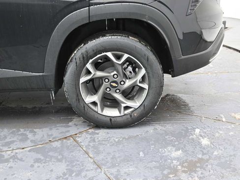 New 2026 Chevrolet Trax LT w/ LT Convenience Package image 5