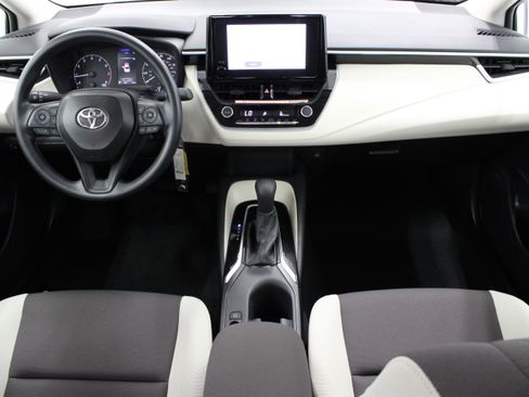 Used 2025 Toyota Corolla LE FWD image 26