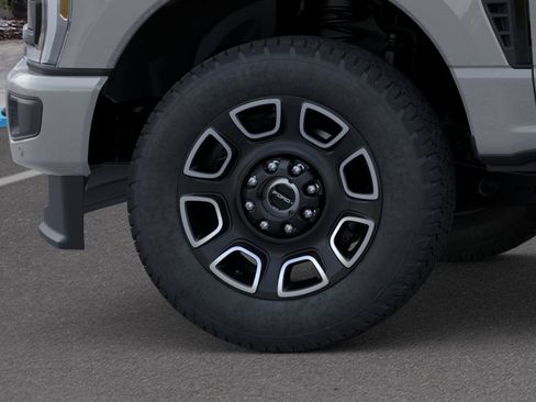 New 2026 Ford F250 Platinum AWD/4WD image 19