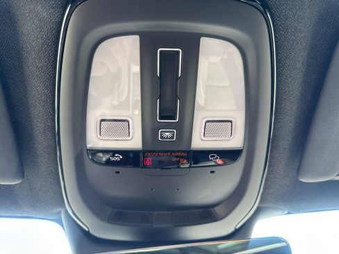 Used 2023 Volvo XC40 Recharge Ultimate w/ Protection Package Premier AWD/4WD image 19
