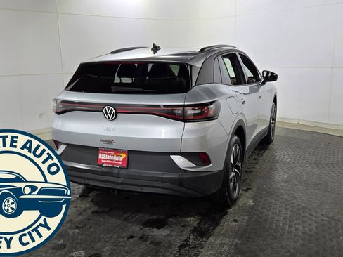 Used 2022 Volkswagen ID.4 Pro S image 9