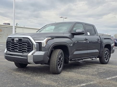 New 2026 Toyota Tundra SR5 AWD/4WD image 10