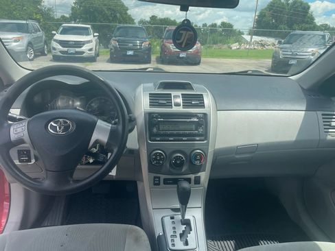 Used 2012 Toyota Corolla LE image 14