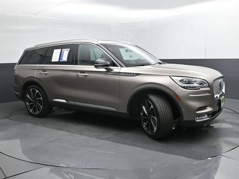 Used 2020 Lincoln Aviator Reserve w/ Equipment Group 202A AWD/4WD image 36