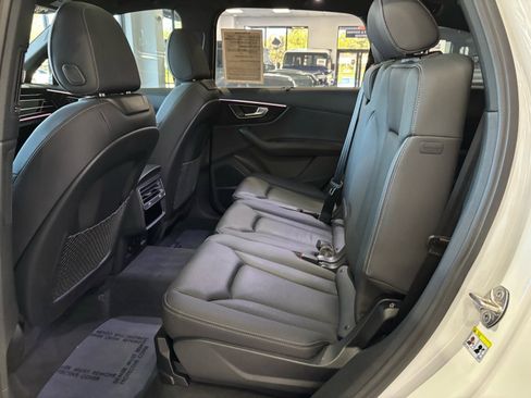 Used 2025 Audi Q7 3.0T Premium Plus w/ Premium Plus Package image 48
