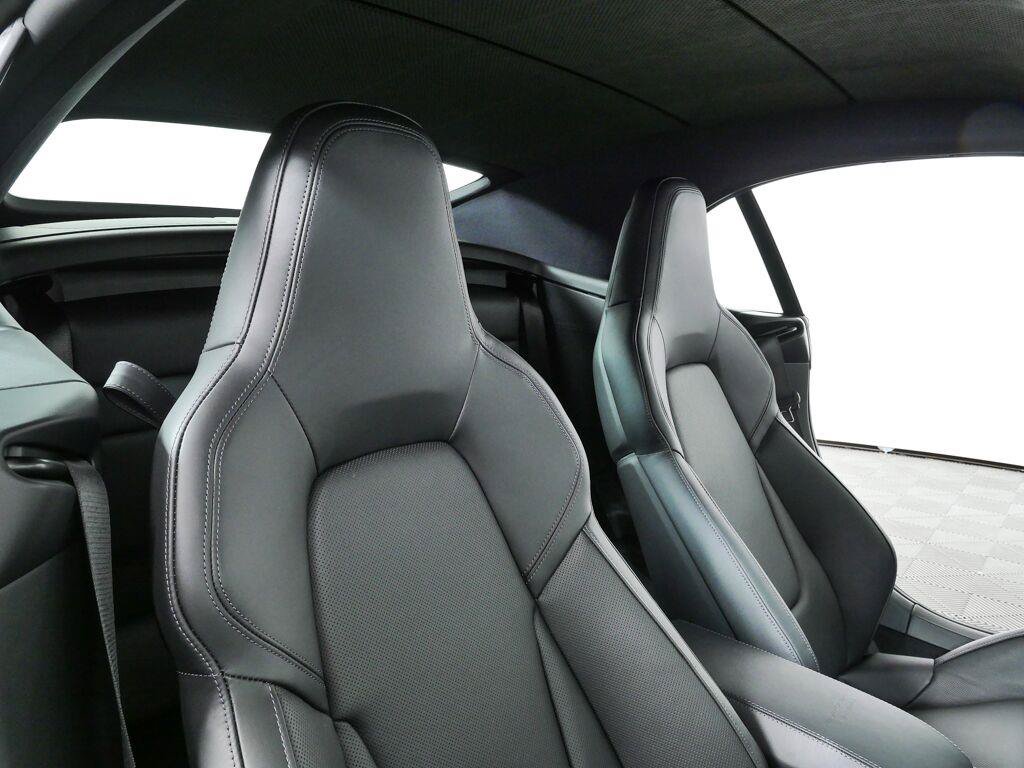 Used 2026 Porsche 911 GTS RWD image 21