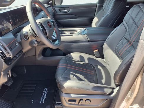New 2026 Nissan Armada PRO-4X image 13
