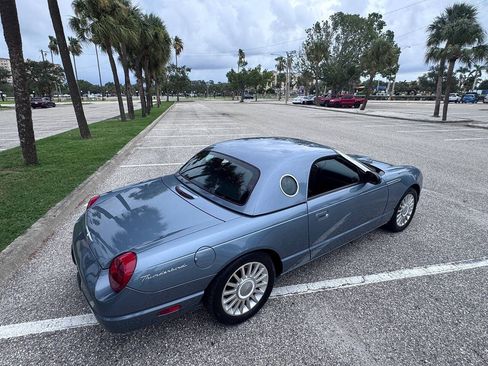 Used 2005 Ford Thunderbird 50th Anniversary RWD image 36