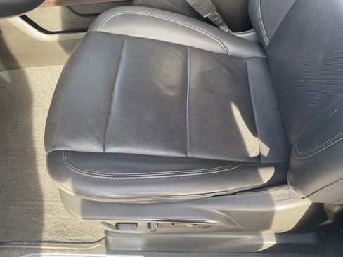 Used 2022 GMC Sierra 1500 SLT image 11