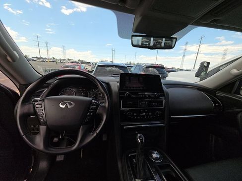 Certified 2024 INFINITI QX80 Luxe AWD/4WD image 6
